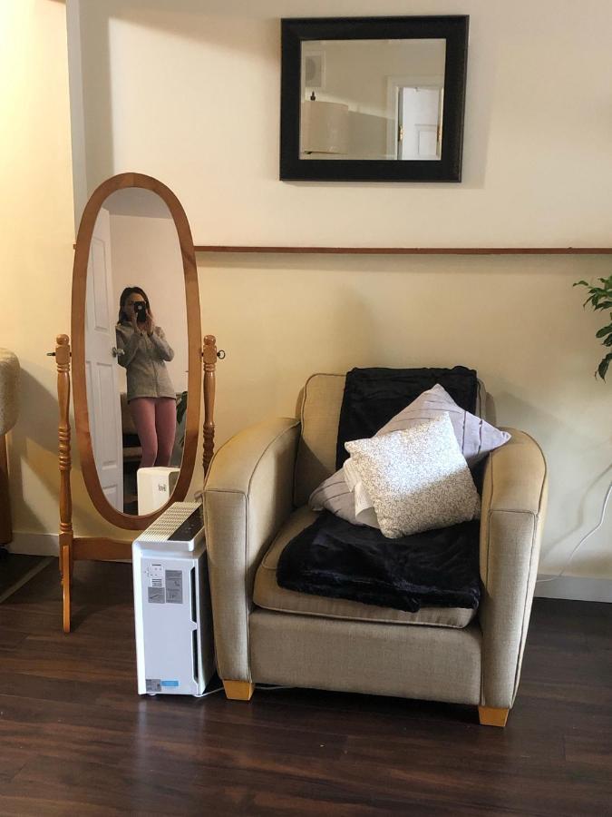 Hébergement de vacances Quiet-comfy 3 Bedroom On A Tree Lined Street In Kits